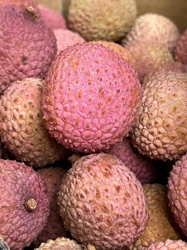 a box of lychee 2kg