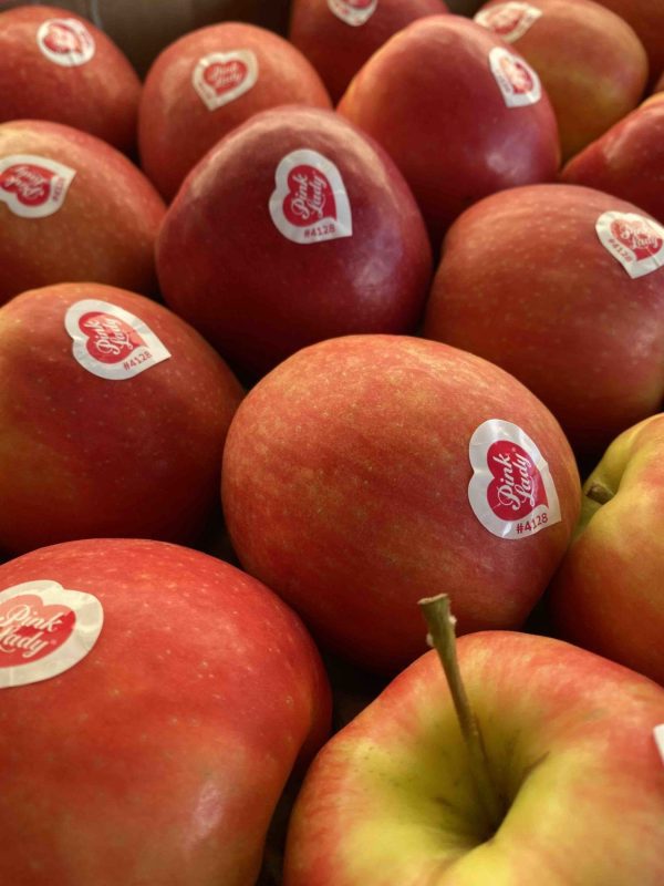 Apples - Pink Lady, six pieces (6)