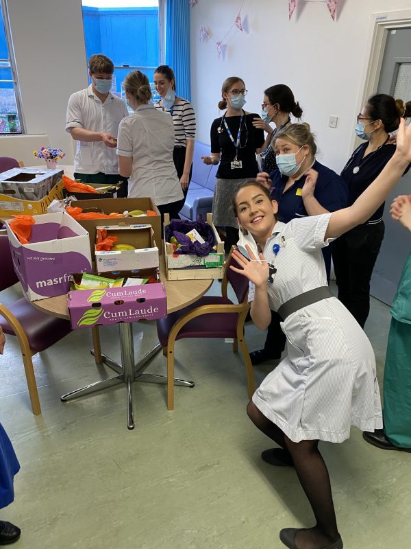 Hospital/NHS Staff Thank You Fruit Box - Image 2